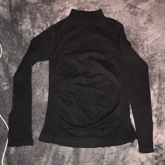 Black Long Sleeve Women's compression Top - Picture 4 of 5